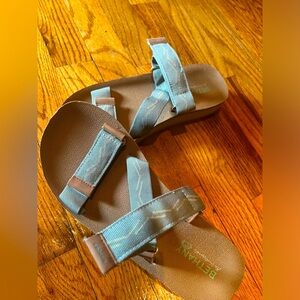 COBIAN BETHANY WAIMEA RISE WOMEN'S SANDALS •only wore 2x